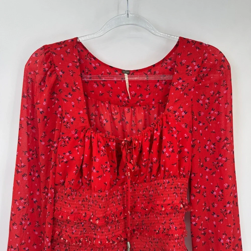 Free People Red Floral Smocked‎ Crop Top Long Sleeve Country Boho Blouse Medium